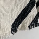 dRA Los Angeles Black White Striped Open Cropped Cardigan Jacket Textured Small Photo 7