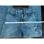 Gap  Light Wash Distressed Cigarette Jeans Size 6 Photo 8