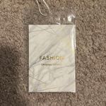 Amazon  gold top Photo 2