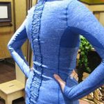 Lululemon Run:Dash Static Long Sleeve Wish Blue Ruffled Back Workout Top Size 6 Photo 3