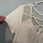 Xhilaration NEW Cream Short Sleeve Top Women’s Size Large Lace Panel Spandex Photo 1