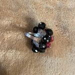 Vintage Red And Black Beaded Cluster Dangle Ajustable Silvertone Fashion Ring. Photo 2