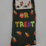 Gold Medal Trick or Treat Halloween Crew Socks Photo 0