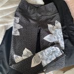 DSG floral Leggings Photo 1