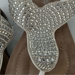 NEW Annie Comfort Sandals Rhinestone Thong Toe Sandals White Size 5.5 Photo 4