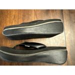 Volatile platform sandals black women's 9 Photo 3