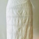 Talbots •White Floral Eyelet Pencil Skirt•Sz 4 Photo 0