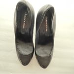 Black heels with cut out of heel all leather made in Portugal Size 6 Photo 11