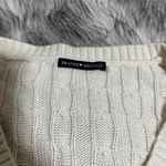 Brandy Melville white /john galt v-neck cable knit sweater Photo 3