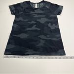 Athleta  Gray Camouflage Camo Short Sleeve Tee Shirt Top Medium Stretch‎ Athletic Photo 6