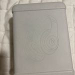 Beats Sandstone  Studio Pro Photo 2