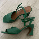 Maurice's Heels  Photo 0