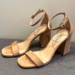 Steve Madden Nude Heels Photo 0