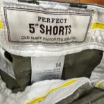 Old Navy Green Cargo Shorts Versatile Cotton Twill Photo 1