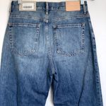 Everlane NWT  The ’90s Cheeky Straight Jean in Vintage Mid Blue Photo 4