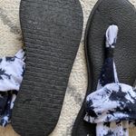 Sanuk Black tie dye  size 9 Photo 1