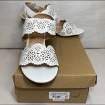 Francesca’s faux leather scallop eyelet lace wedge sandals 8.5 NEW Tan Photo 3