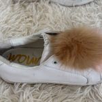 Sam Edelman White Leather Slip On Sneakers Pom Pom Accent Shoes Size 6M Photo 2