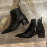 Everlane The Boss black pebbled leather zip up boots pointed toe block Size 5.5 Photo 10