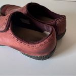Keen  Kacie Clog Loafer Burgundy Maroon Leather Suede Slip On Shoes Mule SZ 7 Photo 6
