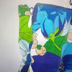 Kathy Ireland  24 Blue Floral Stretch Capri Pants Photo 2