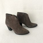 Frye JENNIFER Brown Grey Suede Pointed Stacked Heel Dress Ankle Boots 6 Photo 20
