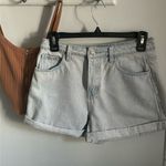 Missguided Women’s Rolled Cuff Lightwash Denim Jean Shorts Photo 0