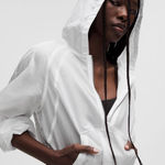 Lululemon NWT  Scuba Cropped Anorak Jacket Size 6 White Water Resistant Photo 0