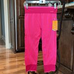 Avia Performance Athletic Leggings Pink Sizzle New  Bodymapped Capri Womens Small Photo 1