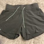 Columbia  Shorts size L excellent condition Photo 6