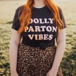 Luella Dolly Parton Vibes Gradient T Photo 1