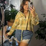 Boutique Cropped Plaid Button Front Jacket Yellow Size Medium Photo 1