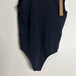 SKIMS soft smoothing seamless thong bodysuit in color eclipse size small nwt Photo 3