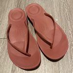 FitFlop  Women's 8 Sandals Rust Red flip flop Photo 0