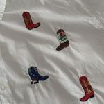 Casey Coleman Embroidered shirt EUC White Size L Photo 3