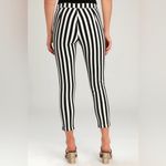 Lulus  Aptitude Black and White Striped Zip-Front Cropped Skinny Jeans Sz Small Photo 9