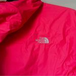 The North Face Women’s Hyvent Rain Jacket Pink Size Small Photo 6