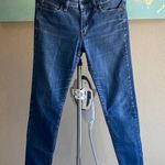 Uniqlo  jeans size 27 skinny tapered mid rise ultra stretch Photo 0