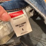 EXPRESS Stretch+ Performance Distressed Ankle Legging Jeans – Mid Rise – Size 6 Photo 2