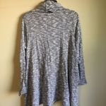 Steezyer small grey long sleeved top Gray Photo 2