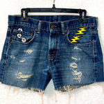 Levi's  569 Cut Off Distressed Denim Shorts Womens 30/31 Patches Y2K Festival‎ Photo 0