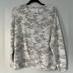 Athleta  white and gray Camo Long Sleeve Crewneck Size M Photo 0