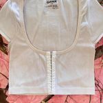 Garage white ribbed scoop neck short sleeve crop top Photo 5