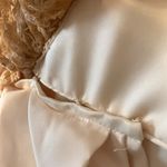 Vintage wedding dress womens small xs lace with bustle train white ivory tan Photo 15