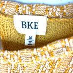 BKE  M Textured Pullover Long Sleeved Yellow Gold Knit Top Photo 4