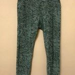 Beyond Yoga Jungle Fern Spacedye Capri Legging Photo 0