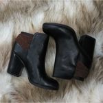 Kenneth Cole REACTION
Women's Booties Photo 1