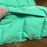 Gap Women's Cold Control Windproof Sleeveless Puffer Vest Medium Green Sz Medium Photo 6