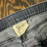 Hue  Studio Distressed Jeggings. Women’s. Blue. Denim (1011) Photo 3