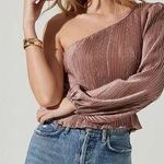 ASTR the Label Zona Top in Mauve Small Photo 0